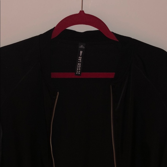 Design Lab “Runner” Jacket - Picture 2 of 4